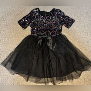 ✨Kids Formal Dress ✨ Rainbow 🌈 sequin detail and layered tulle on the bottom.